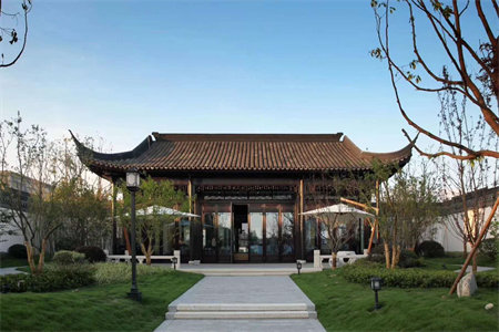 河畔豪庭3室2厅2卫83万122m2简单装修出售